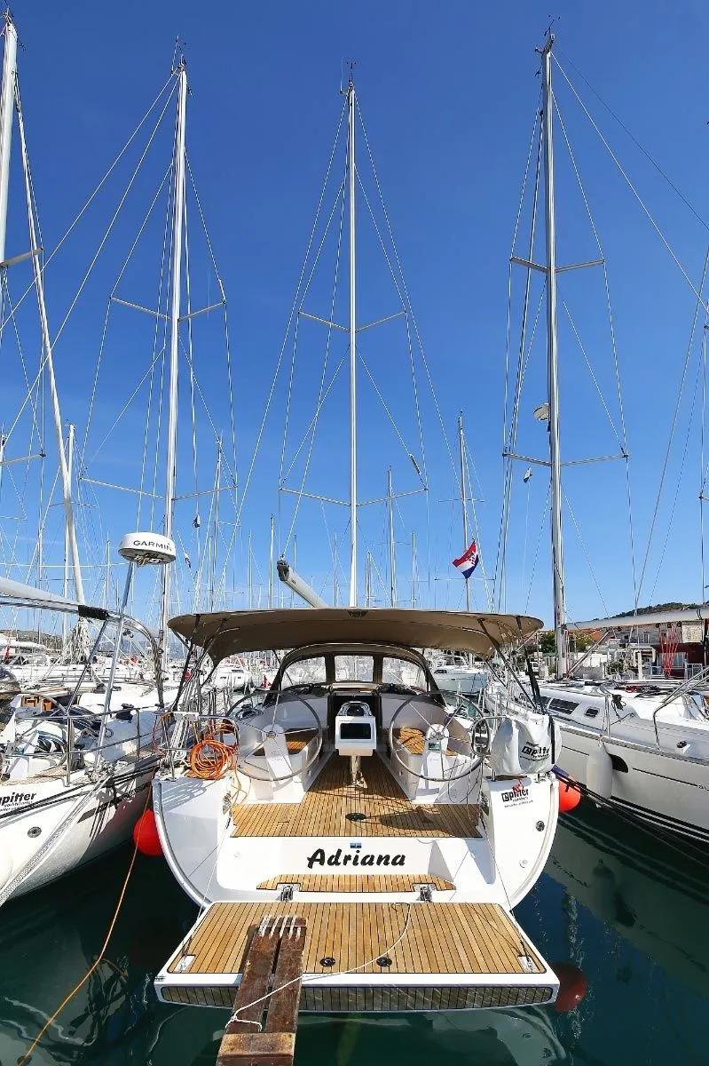 Adriana Charter Boat - 4