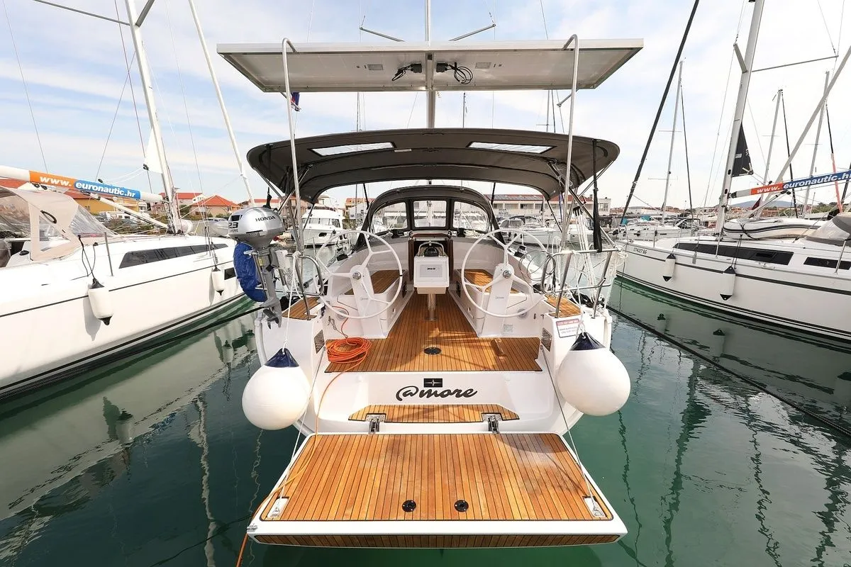 aMore Kiralık Teknesi - 1