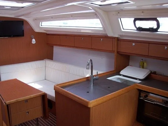 Andrea Charter Boat - 4