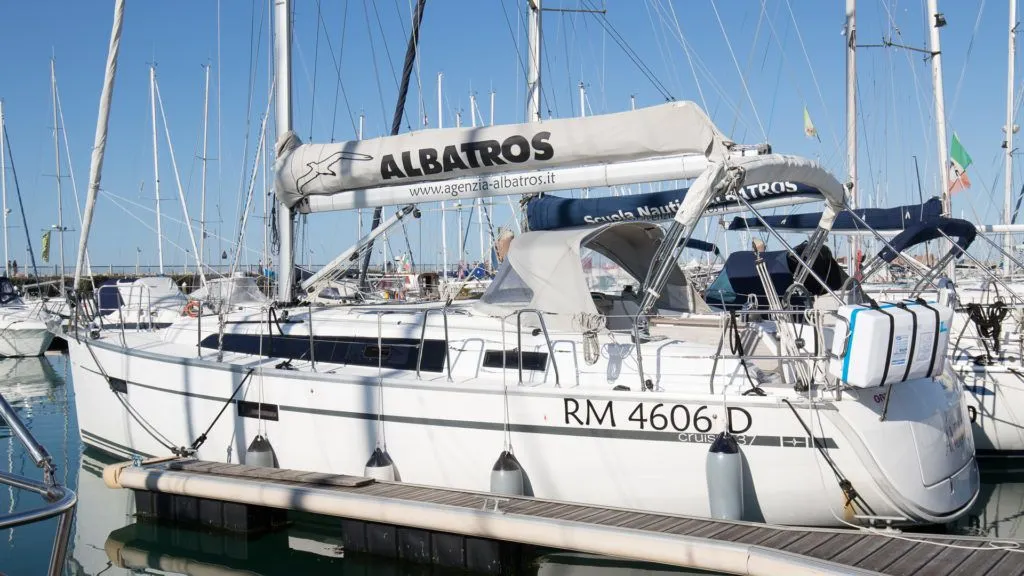 Charter a 10.9m Bavaria Cruiser 37 Sailing Yacht in Rimini
