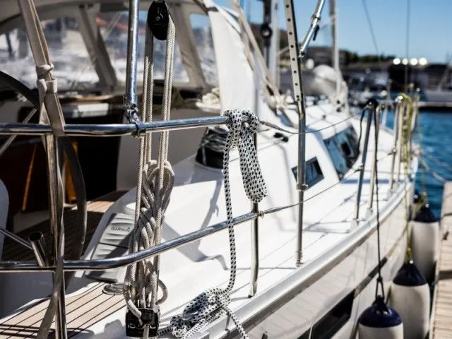 Angelic Charterboot - 3