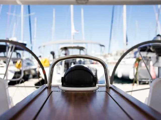 Angelic Charterboot - 4