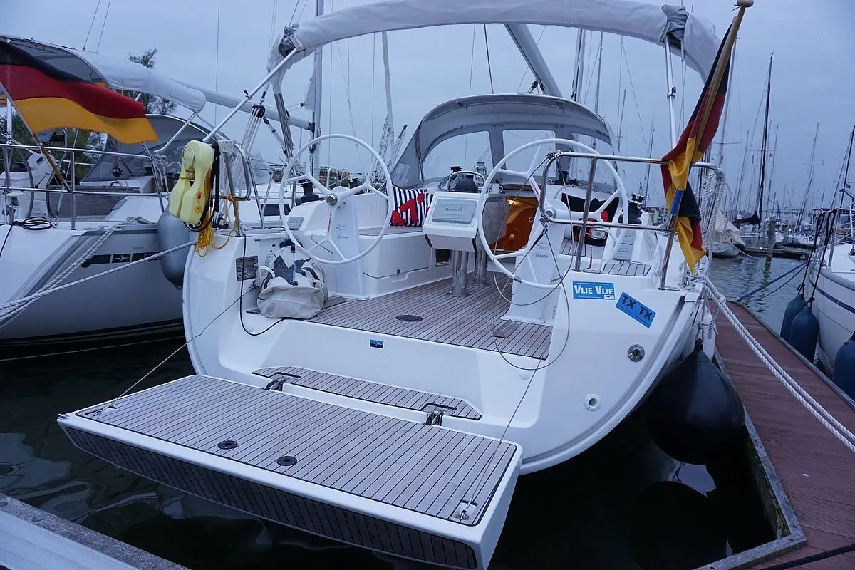 Rent a 11.3m Bavaria Cruiser 37 in Lemmer