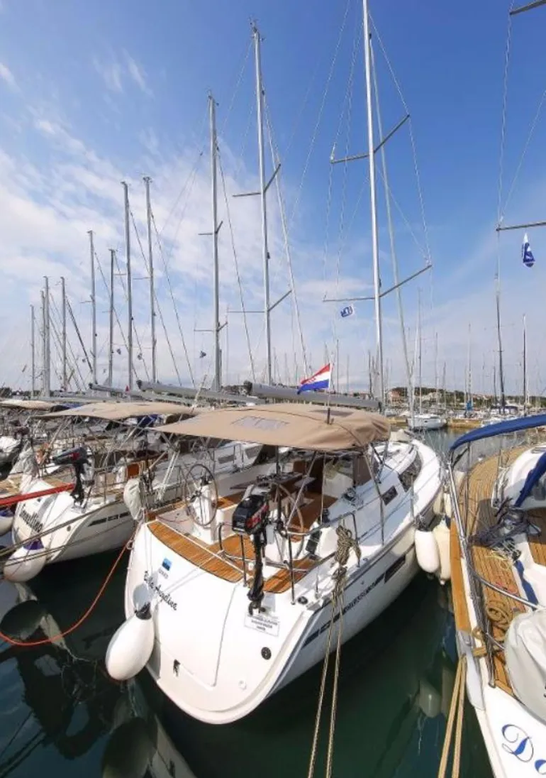 Bella Angelina Charter Boat - 4