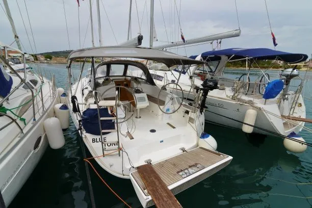 Blue Tone Charterboot - 3