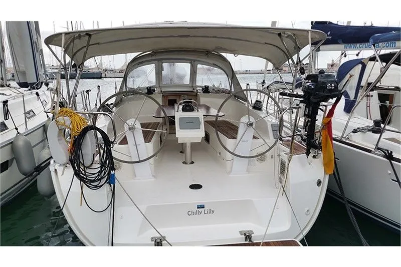 Chilly Lilly Charter Boat