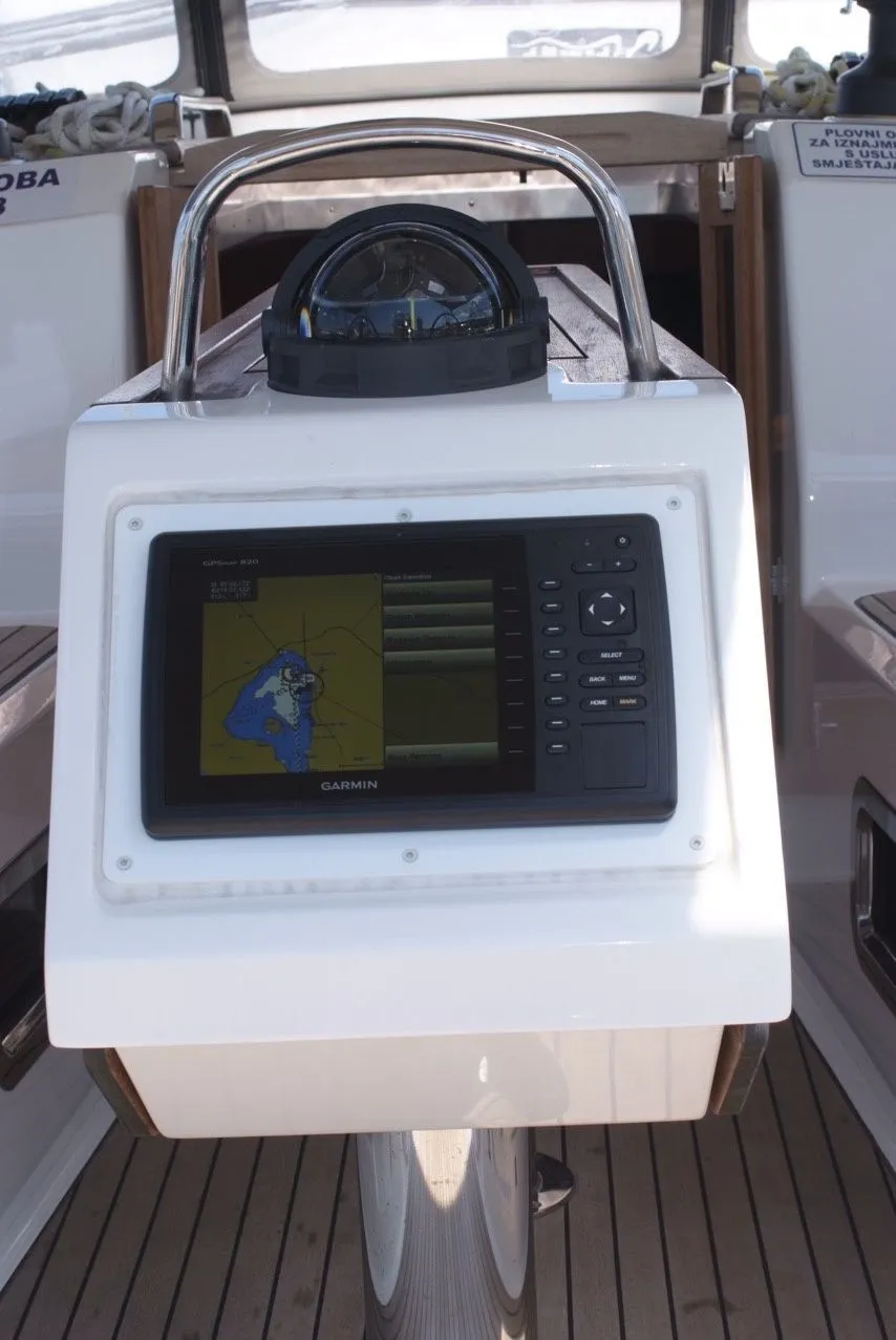 Dori Charter Boat - 5