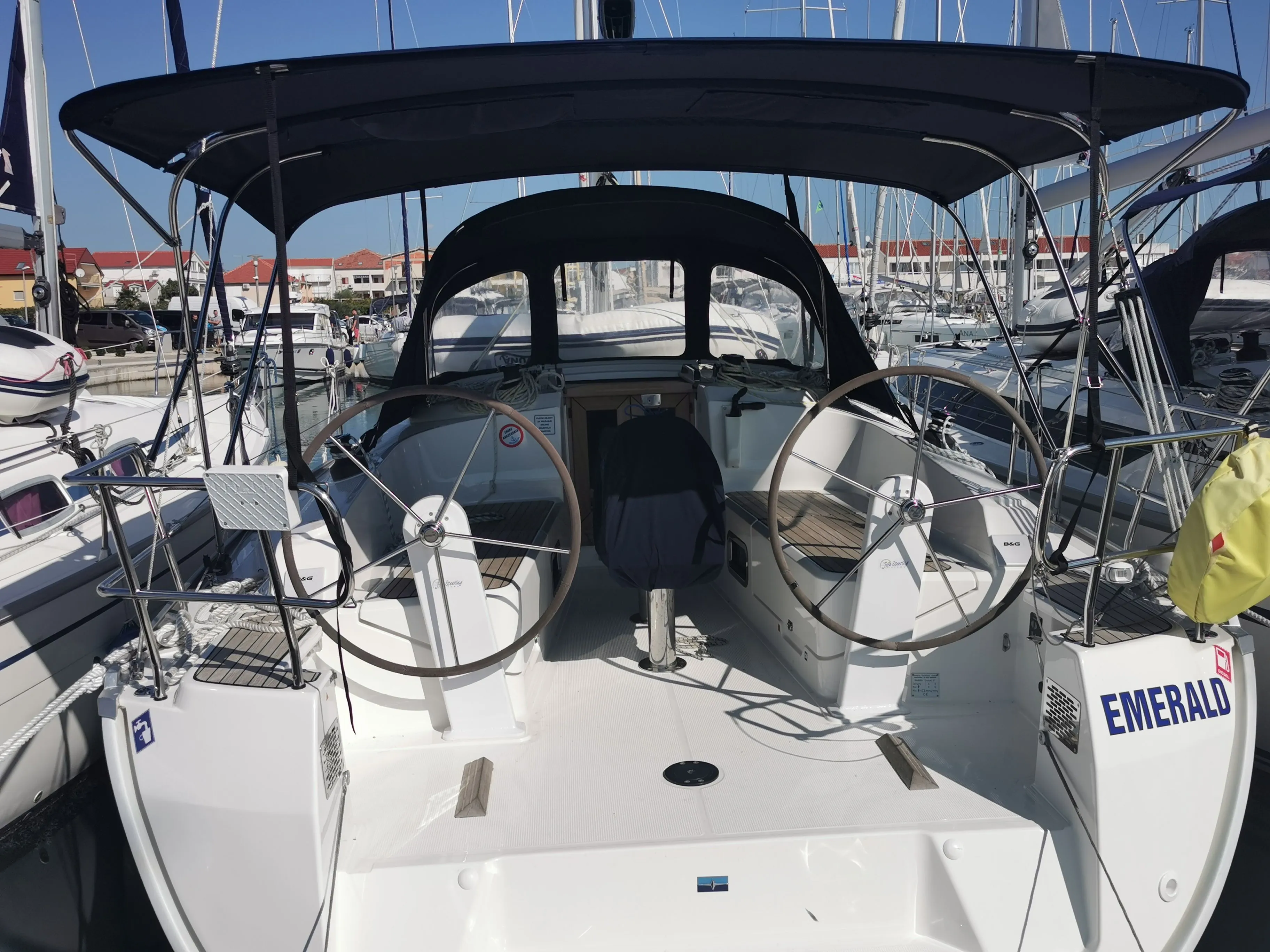 Emerald Mietboot - 3