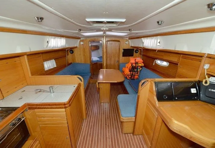 Hani Charterboot - 5