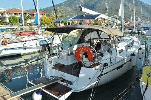 Helena Charterboot - 3