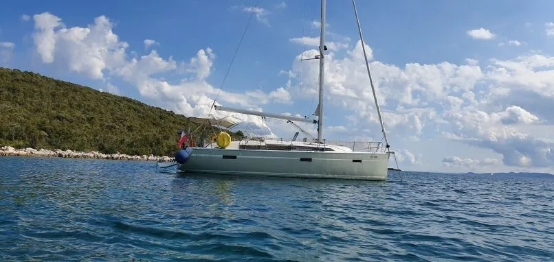 HM Ino Charter Boat - 1
