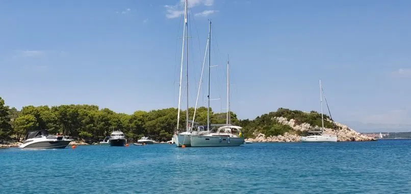 HM Ino Charter Boat - 3