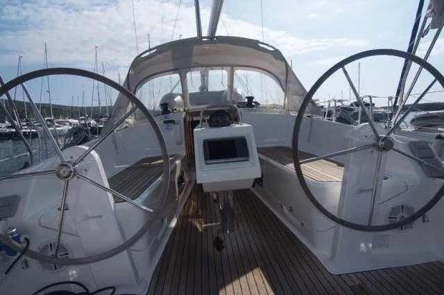 Jugo Charter Boat - 4