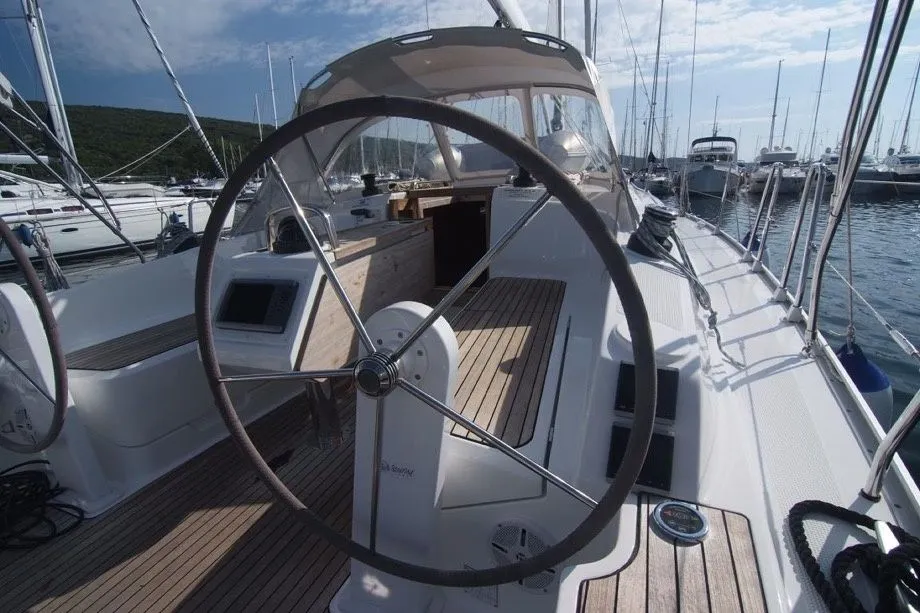 Jugo Charter Boat - 5