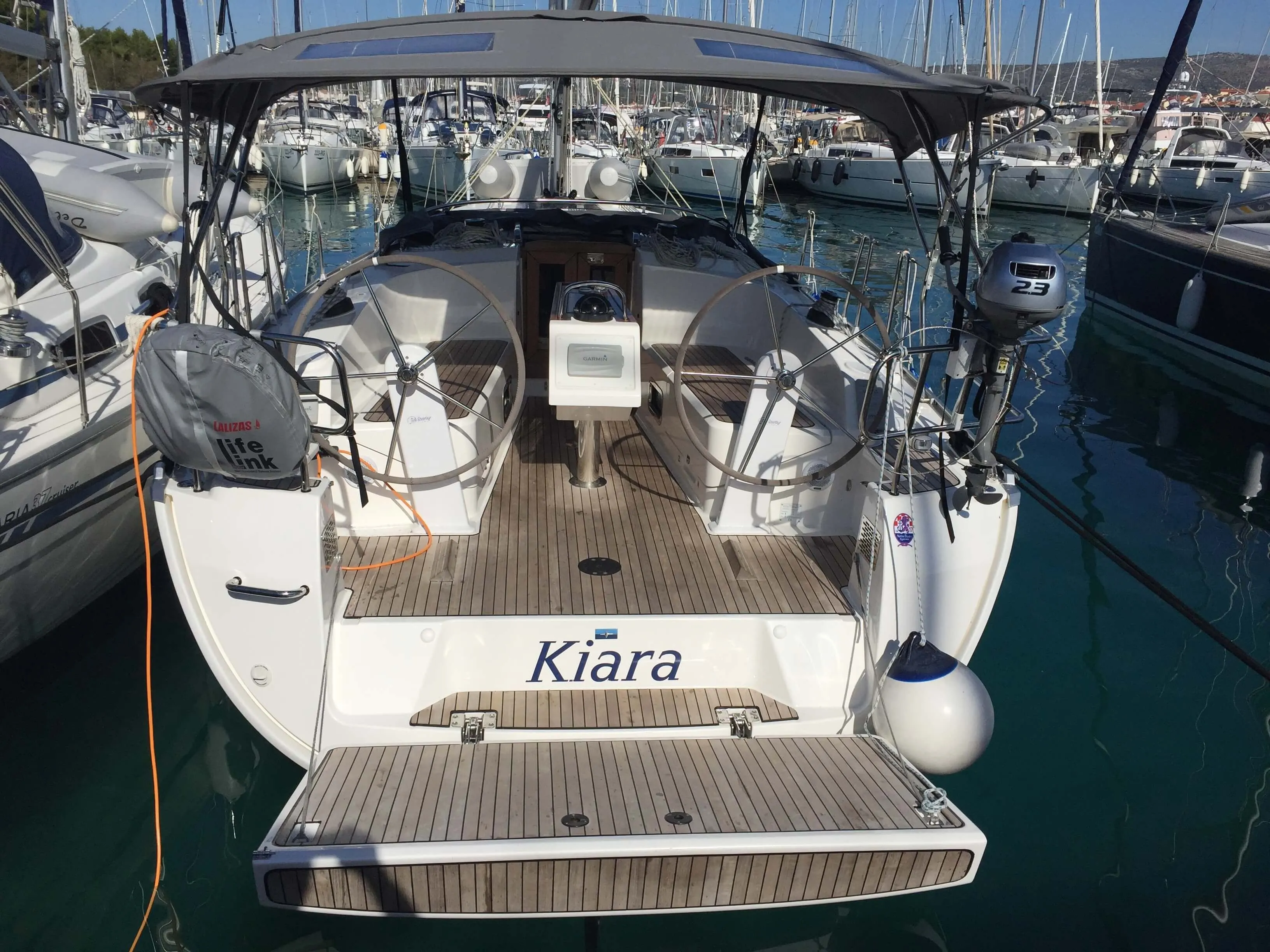 Boot - Explore Rogoznica on a 11.3m Rental Bavaria Cruiser 37