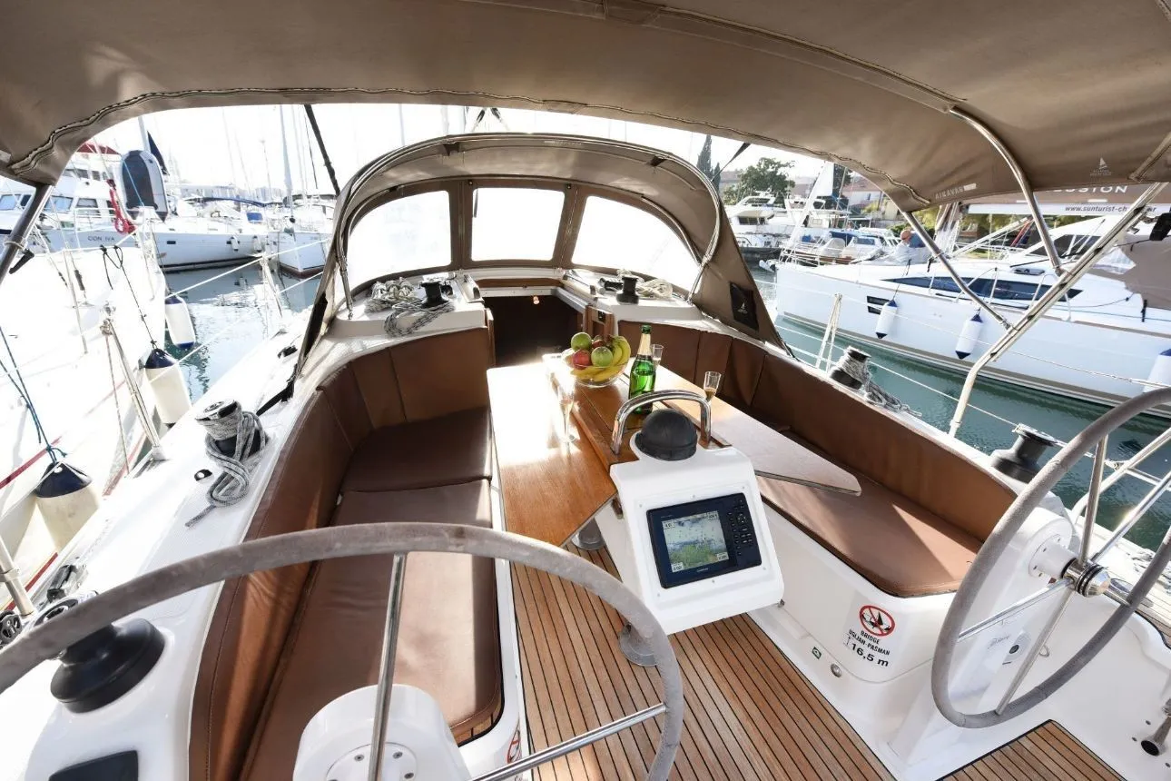 Luka Charterboot - 4