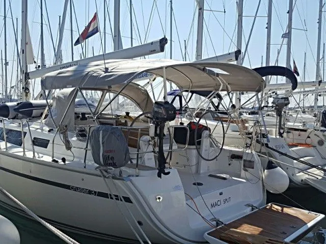 Maci Charter Boat