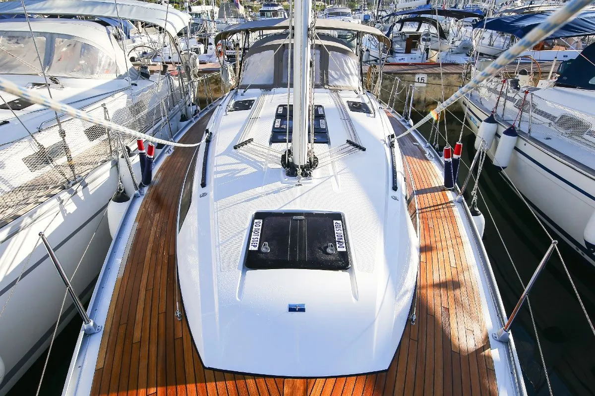 Malo Angeline Charter Boat - 5