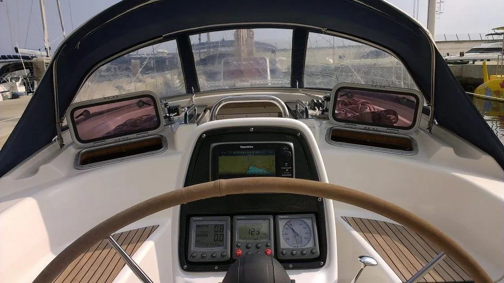 Mara 2 Charterboot - 5