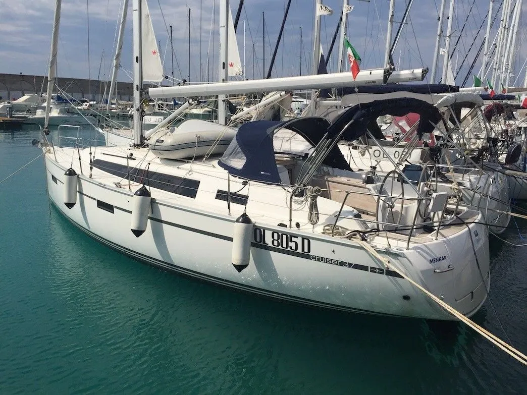 Menkar Charter Boat - 3