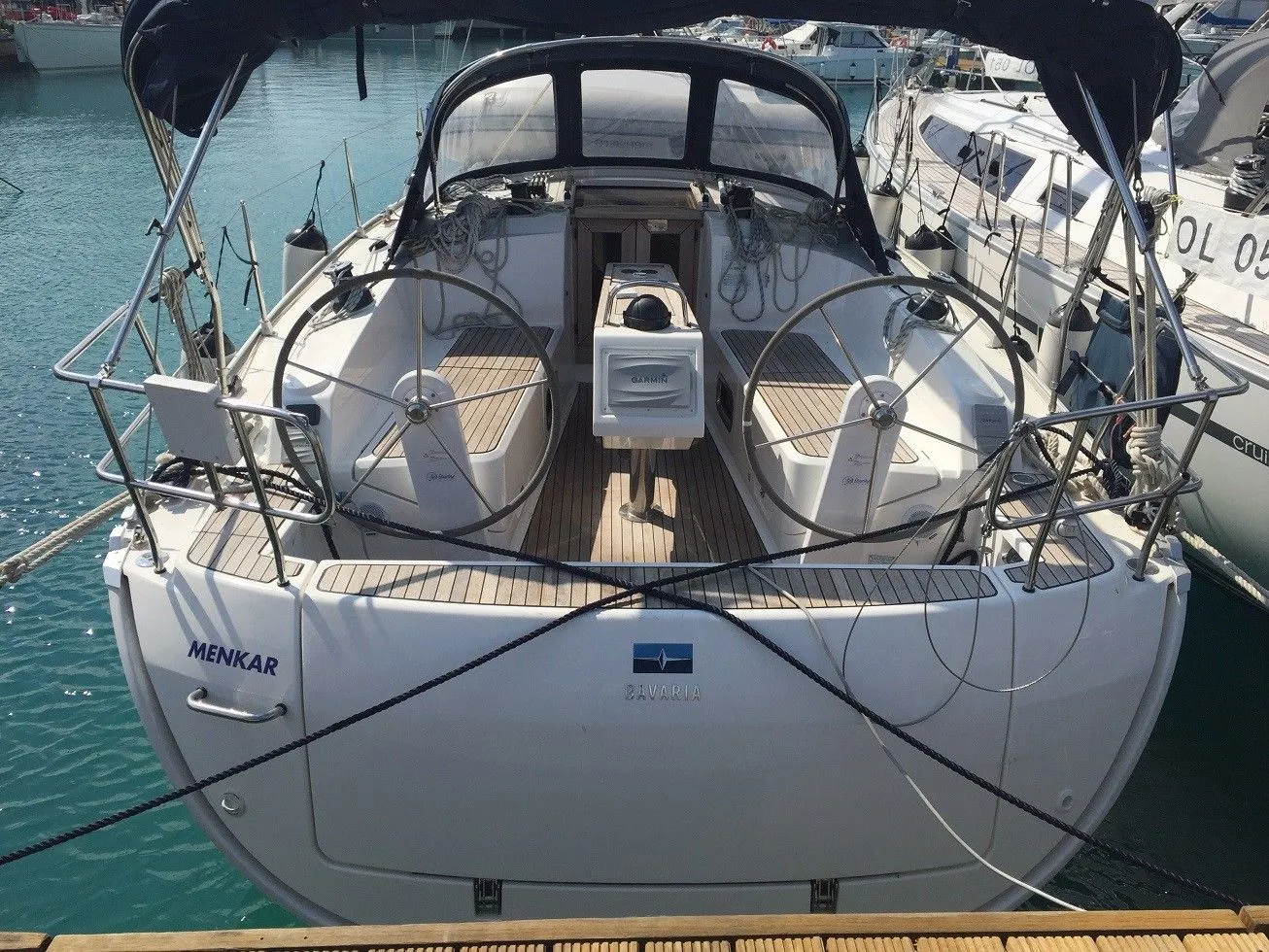 Boat - Explore Porto Rotondo on a 11.3m Rental Boat