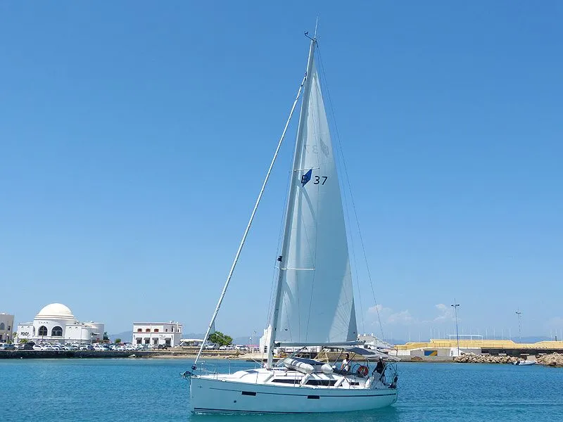 Rent a 11.3m Sailing Yacht Bavaria Cruiser 37 in Rhodes Town