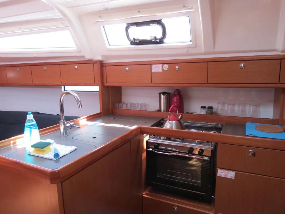 Odysseas Charter Boat - 5