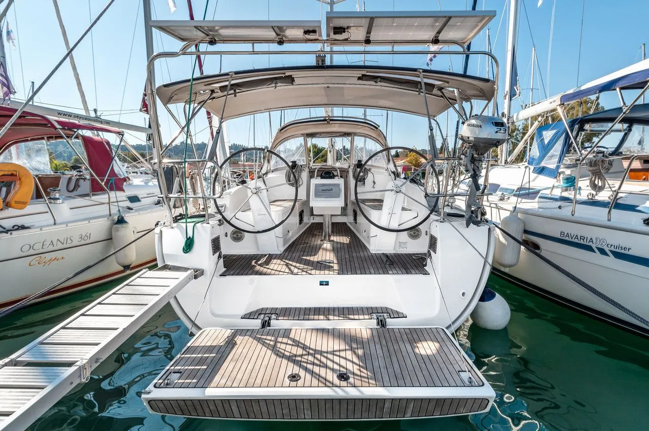 11.3m Gouvia Bavaria Cruiser 37 Sailing Yacht Hire