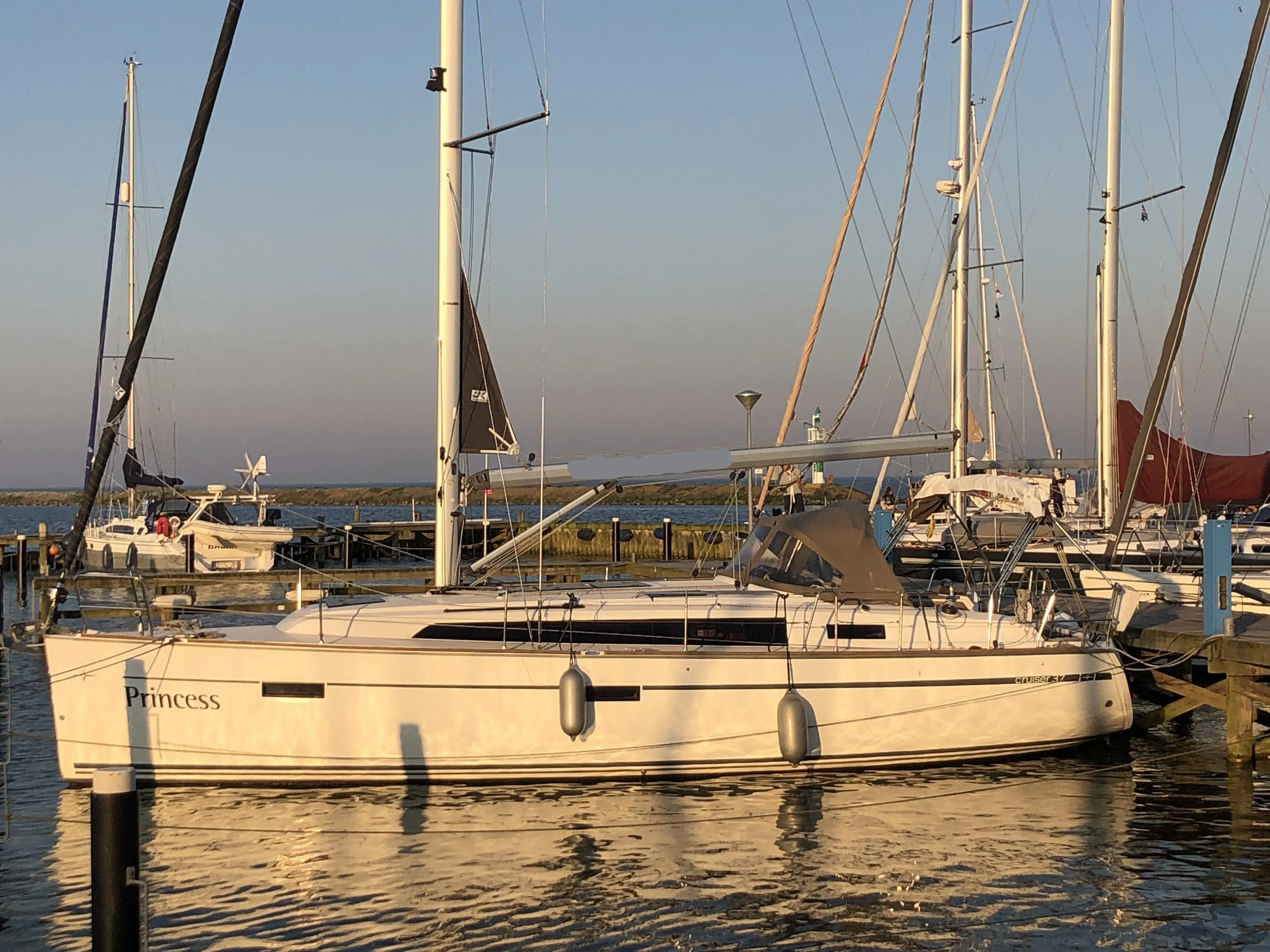 Rent a 11.35m Sailing Yacht in Stavoren