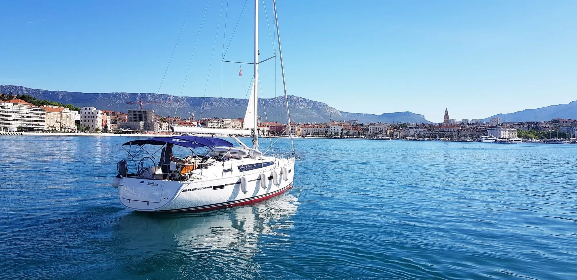 Explore Split on a 11.3m Rental Sailing Yacht