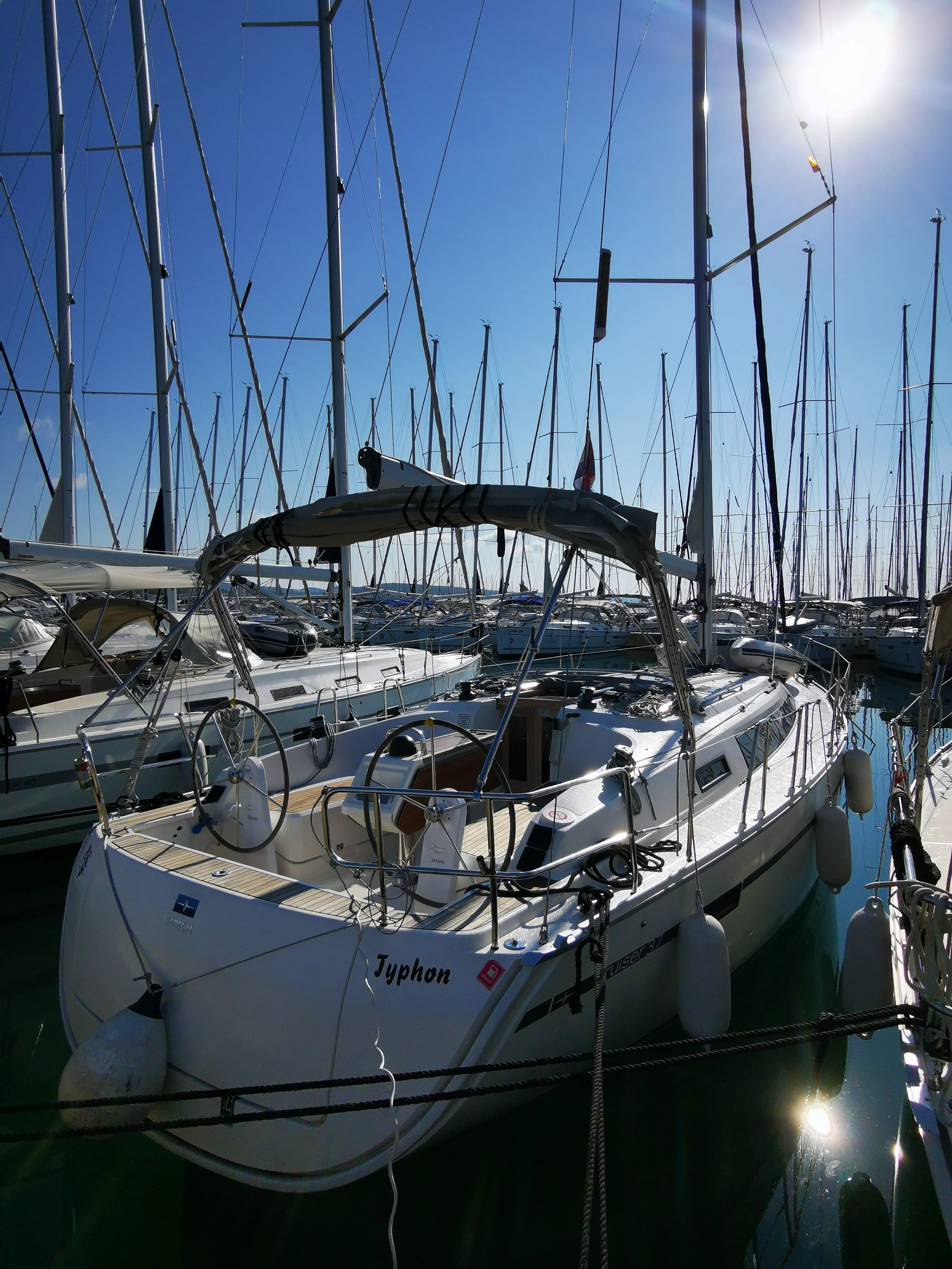 Чартер Typhon - 3