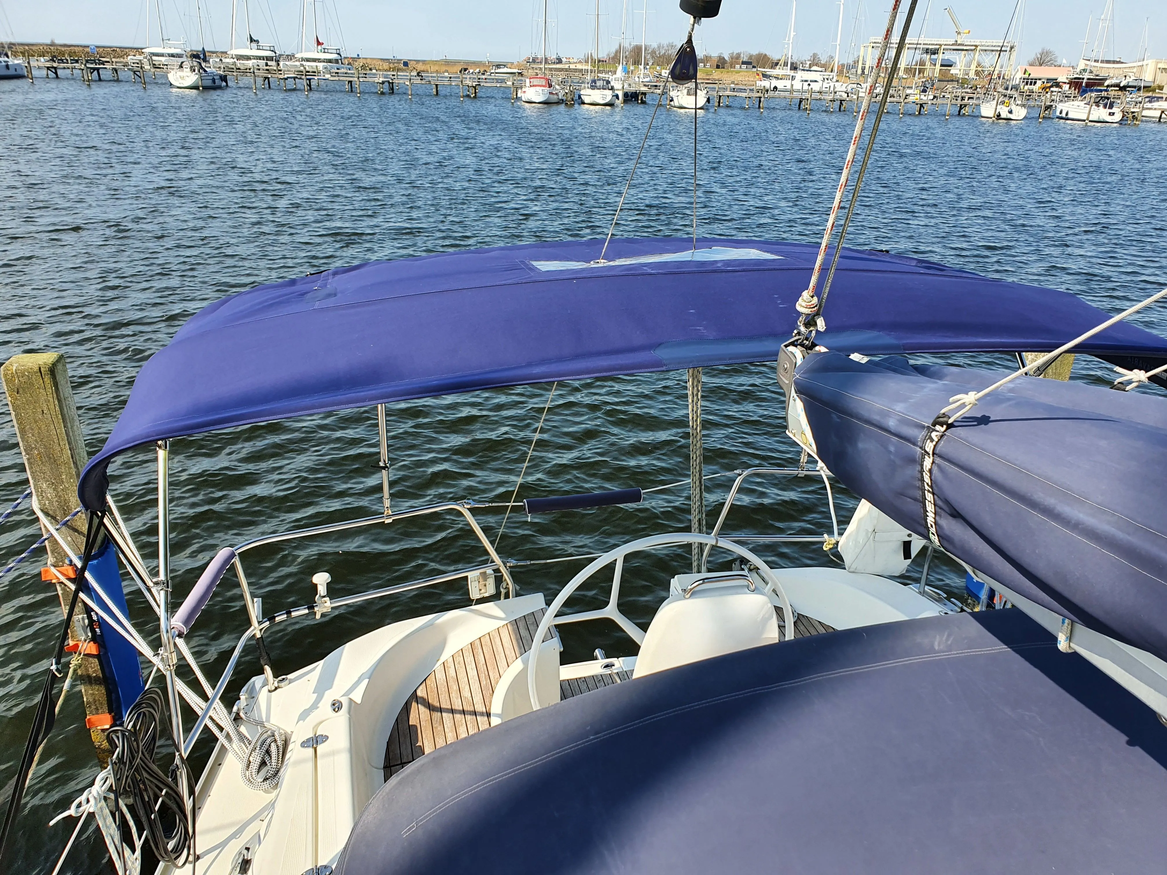 Rent a 11.35m Bavaria Cruiser 37 Sailing Yacht in Stavoren