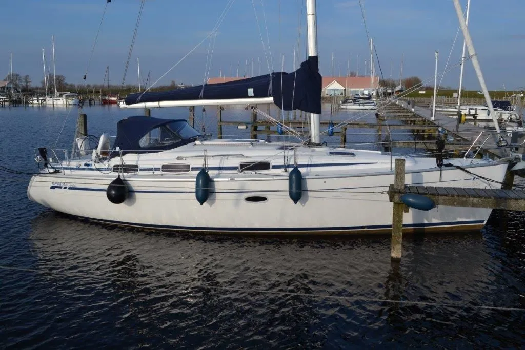 Rent a 11.35m Bavaria Cruiser 37 Sailing Yacht in Stavoren