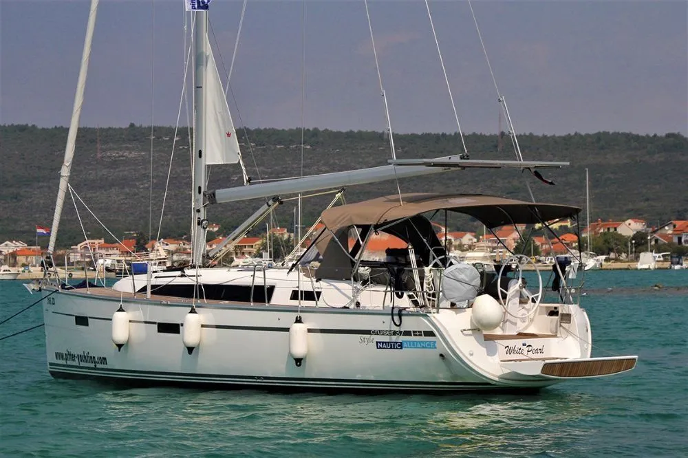 White Pearl Charterboot - 3