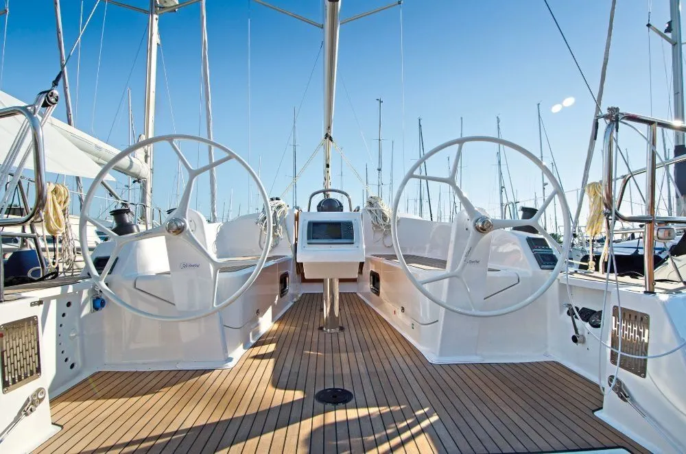 Explore Split on a 11.3m 3 Cabin Sailing Yacht Rental