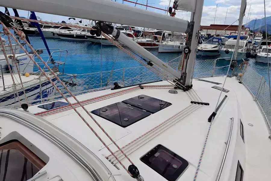 Alya 1 Charter Boat
