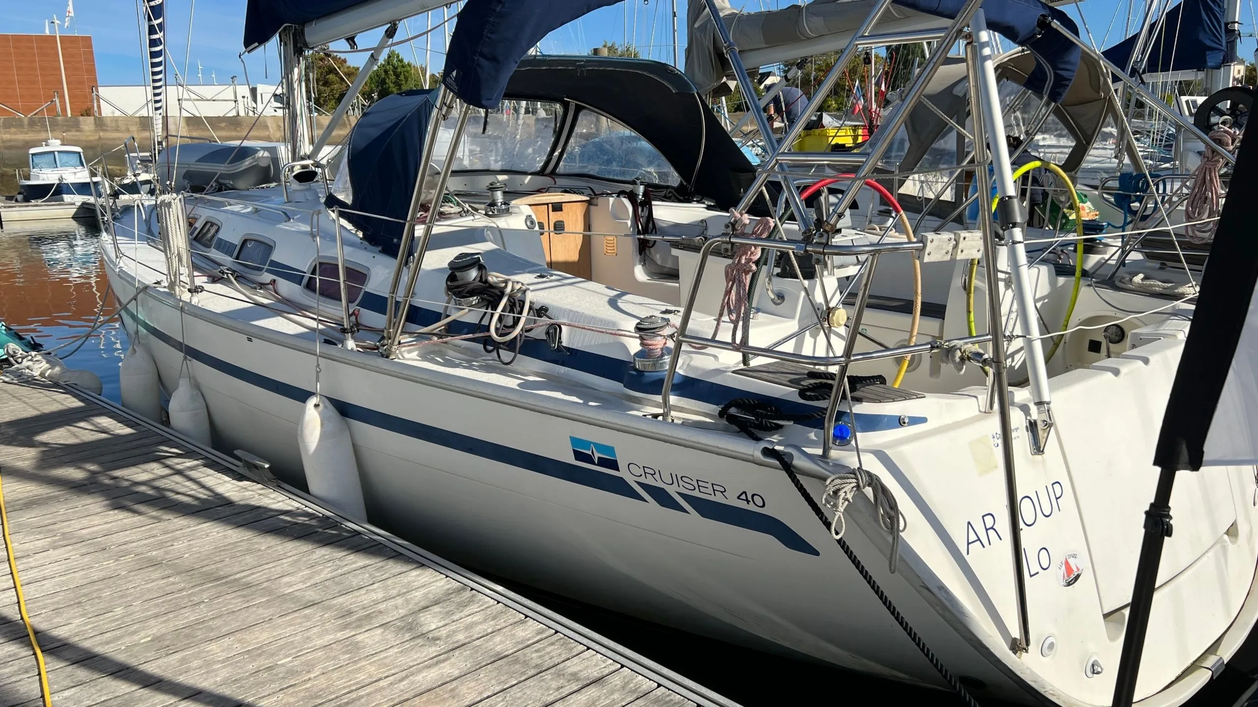 Boot - 11.99m Arzon Sailing Yacht Bavaria Cruiser 40 Hire