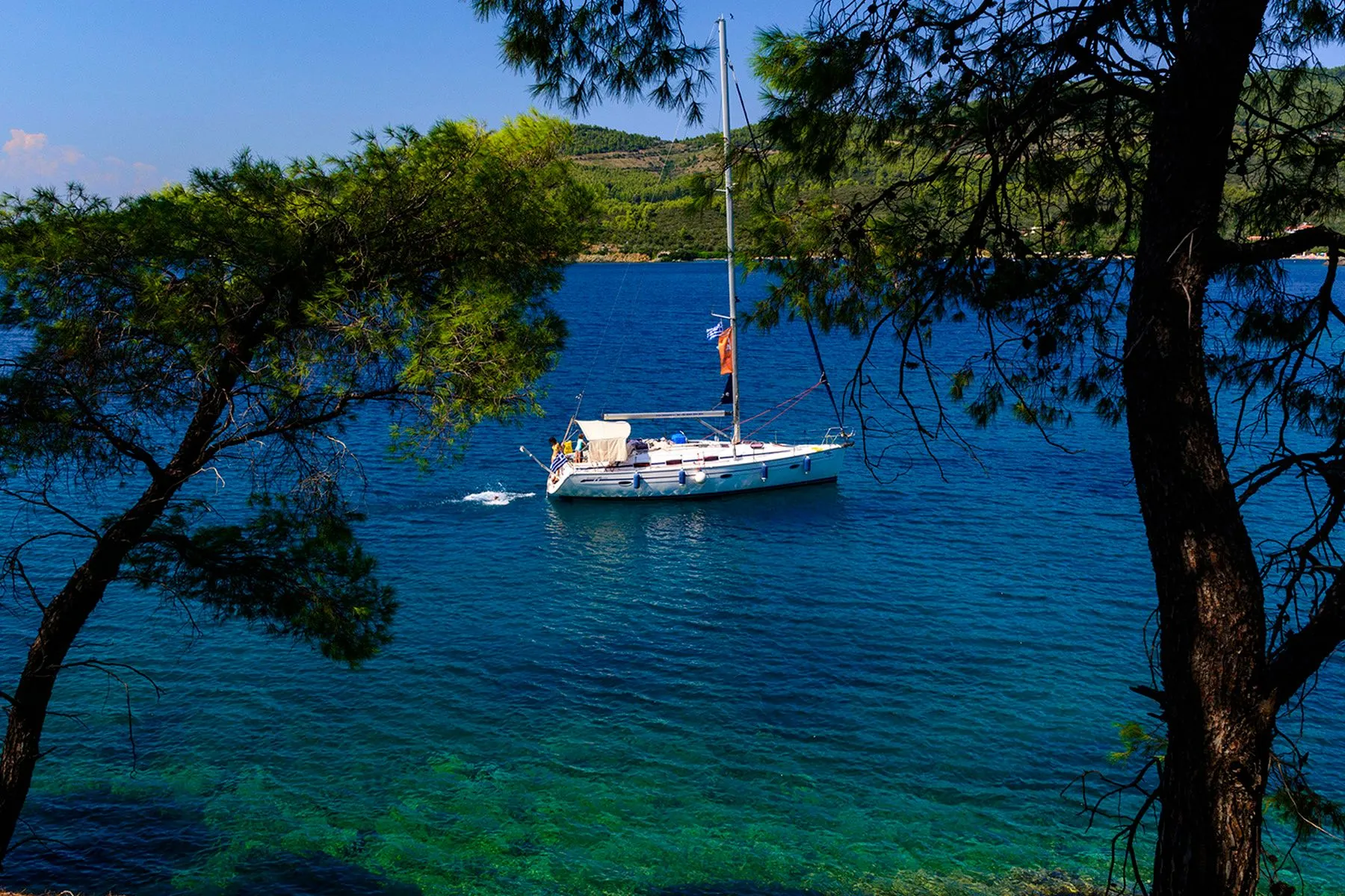 Rent a 12m Bavaria Cruiser 40 in Paliouri