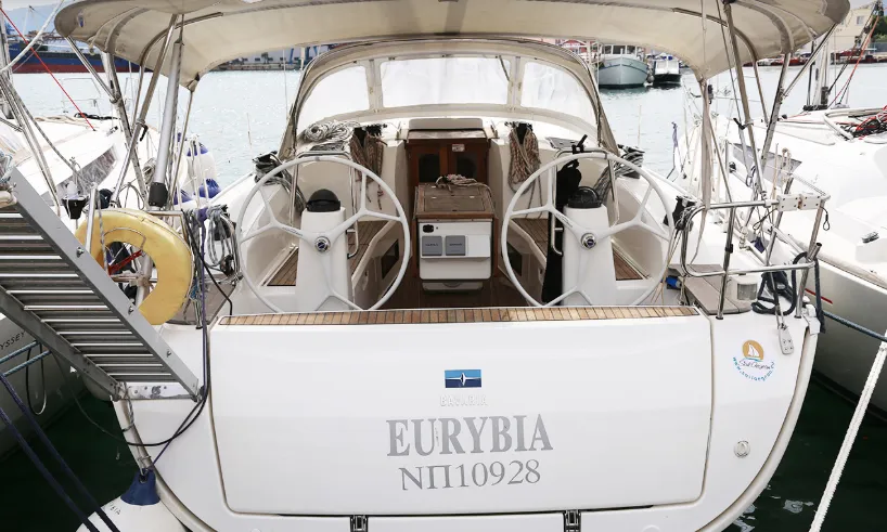 Rent a 11.99m Sailing Yacht in Loutraki