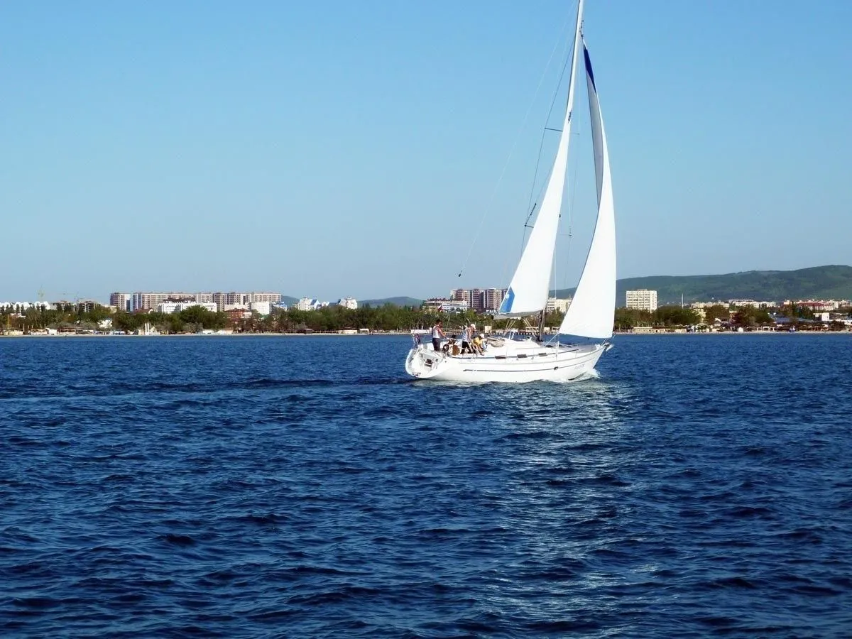 Explore Anapa on a 12.35m Rental Sailing Yacht Bavaria Cruiser 40