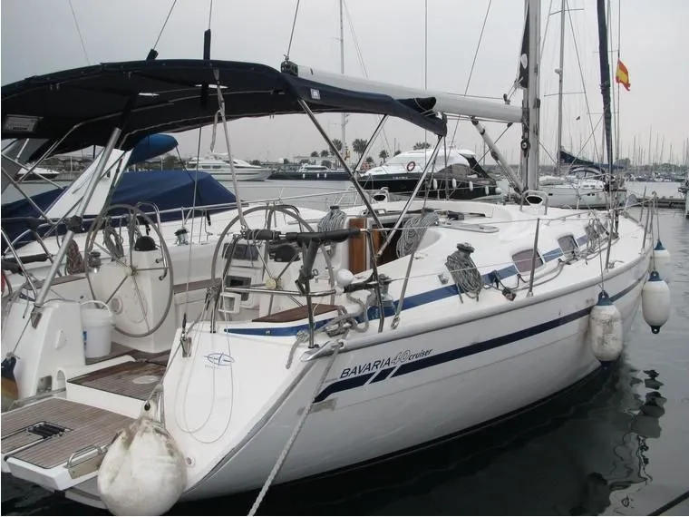 Charter a 12.35m Bavaria Cruiser 40 in Novi Vinodolski