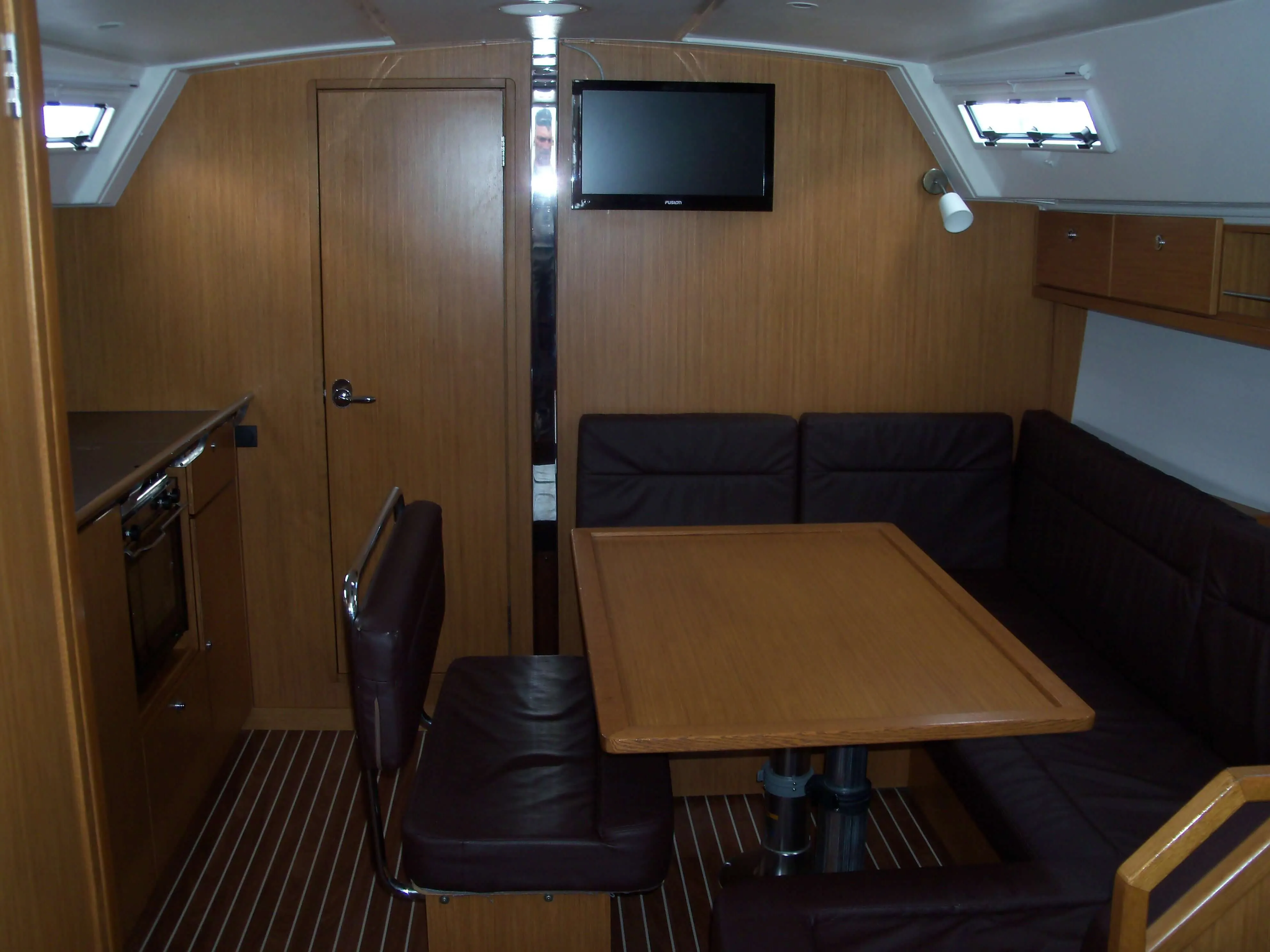 Marisa Charter Boat - 5
