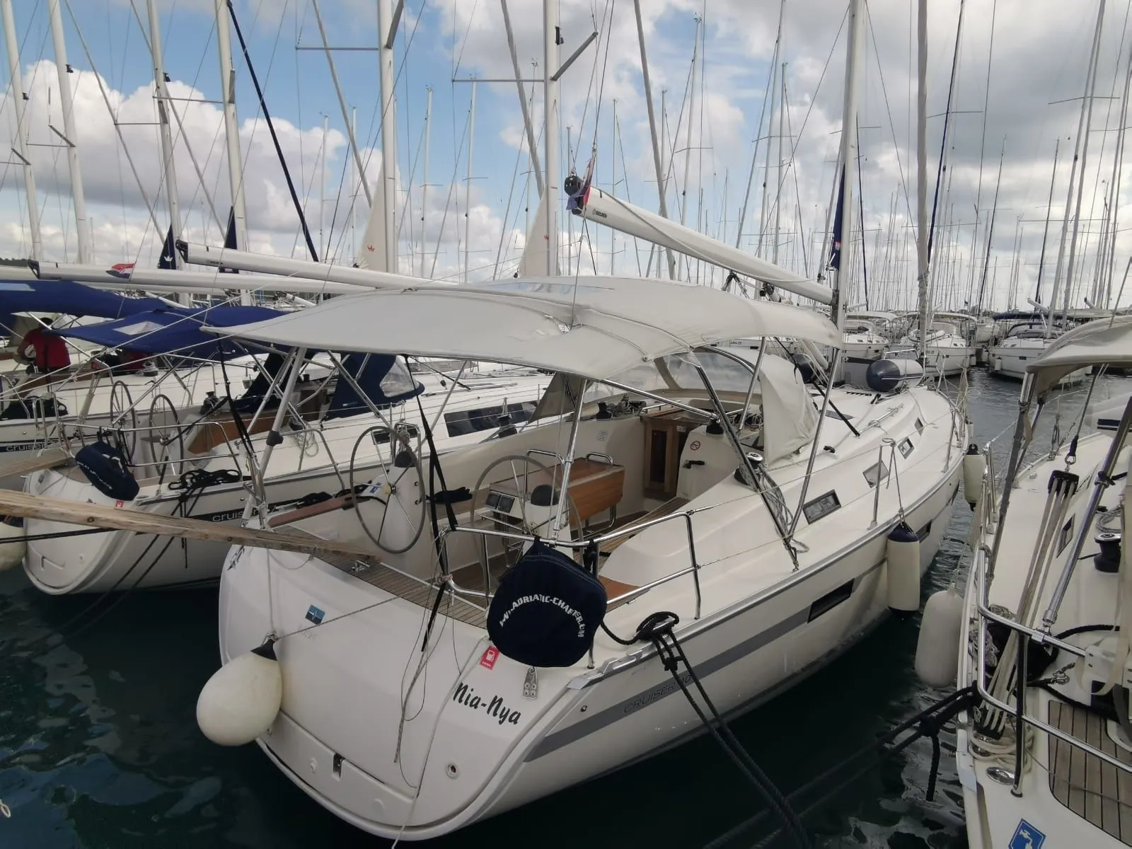 Nia-Nya Charter Boat - 5