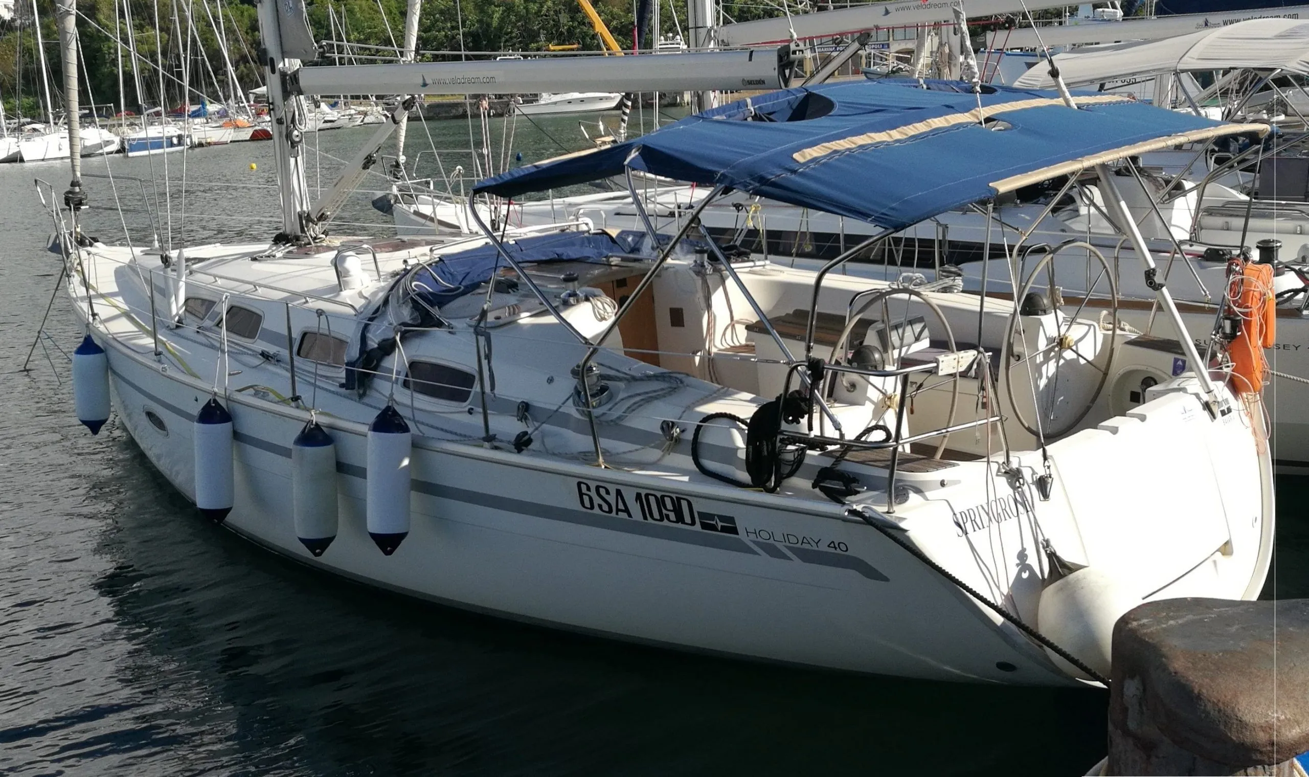 Rent a 12.35m Sailing Yacht in Rodi Garganico