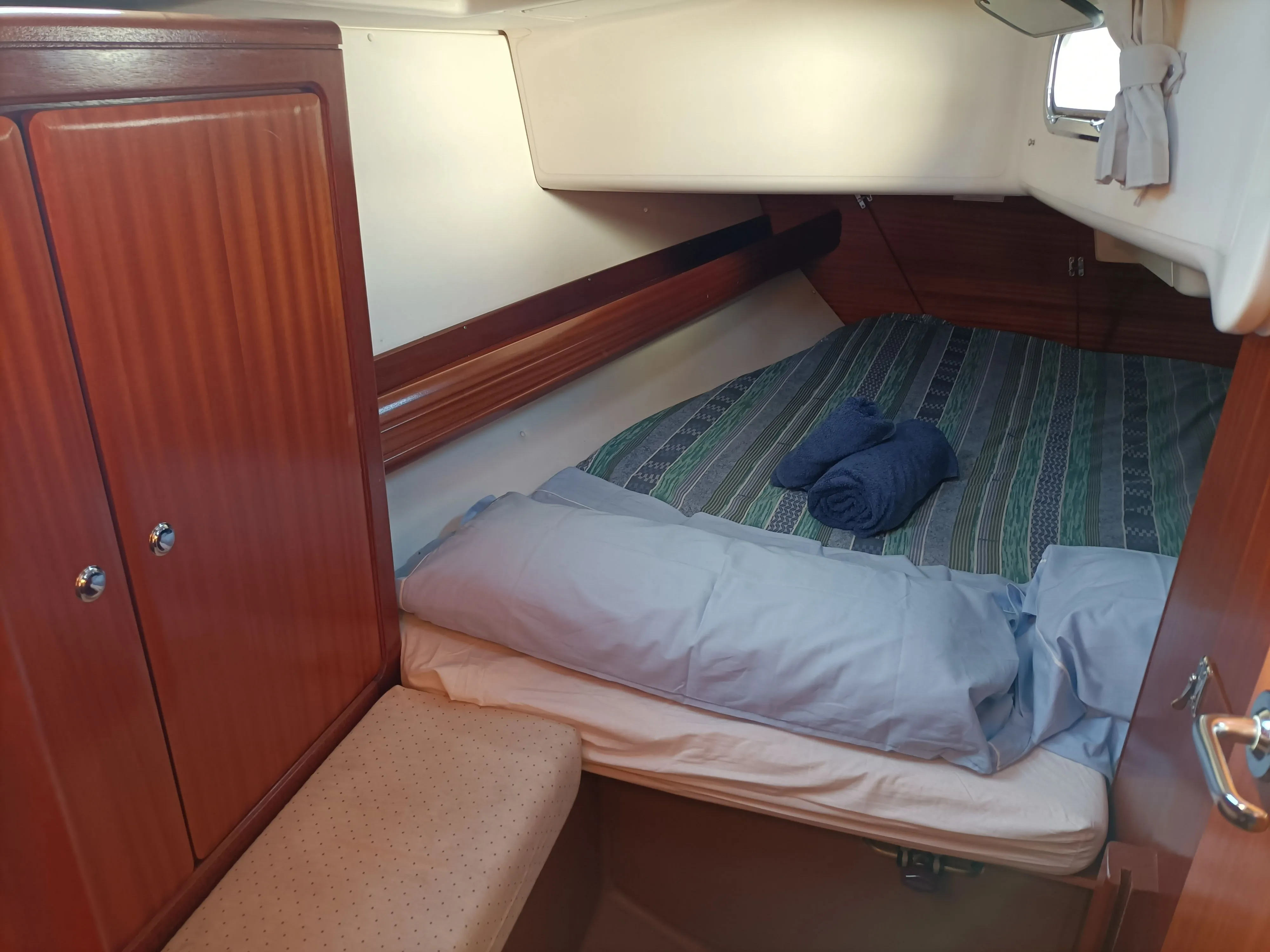 Tahiti Nui Charter Boat