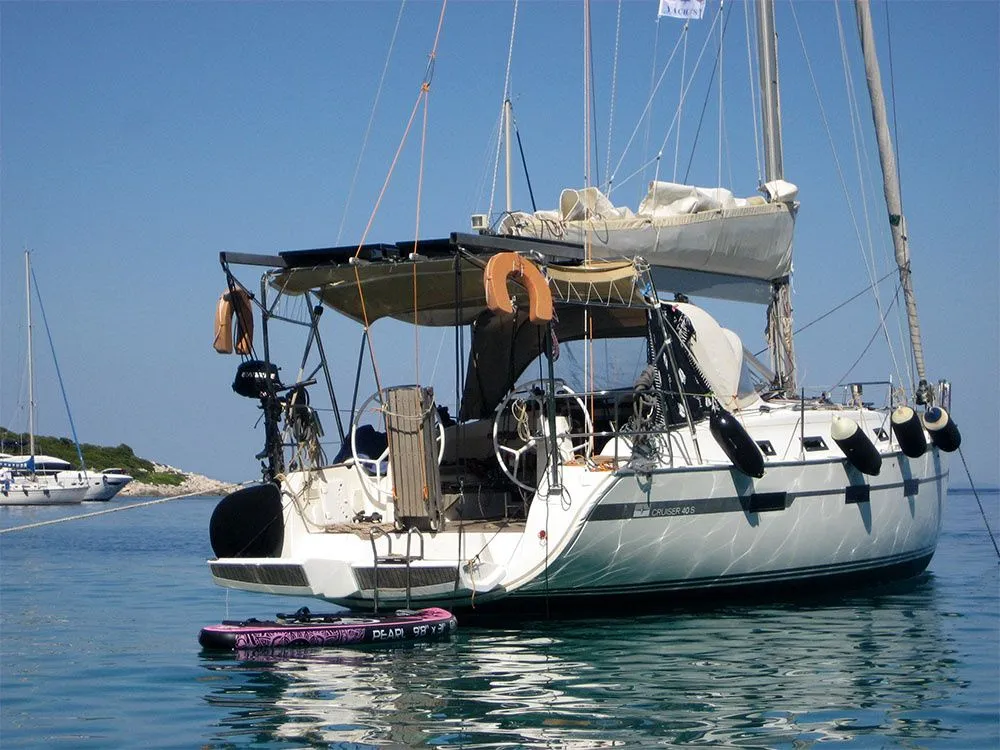 Rent a 11.99m Sailing Yacht in Sami