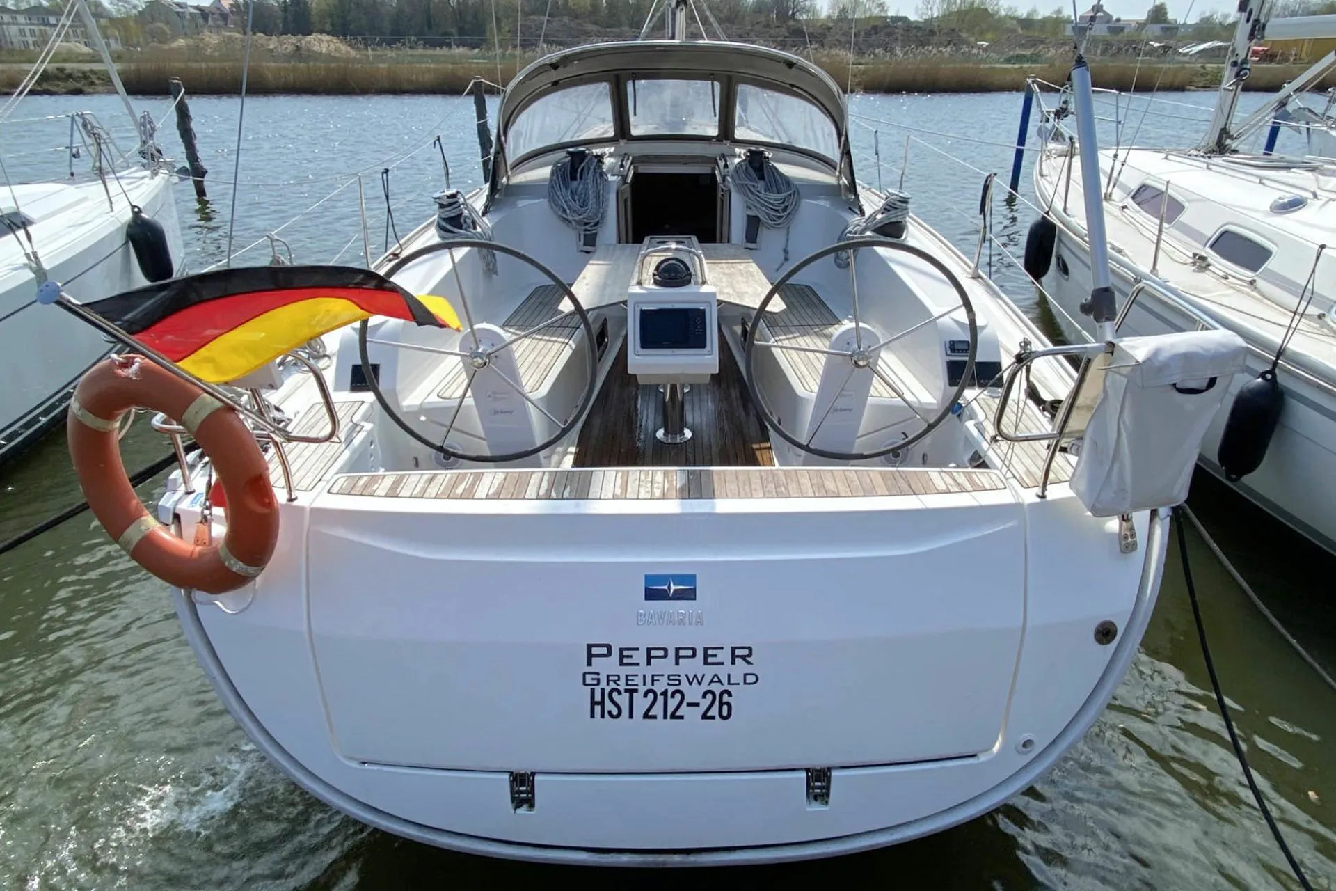 Rent a 12.35m Bavaria Cruiser 41 in Barth
