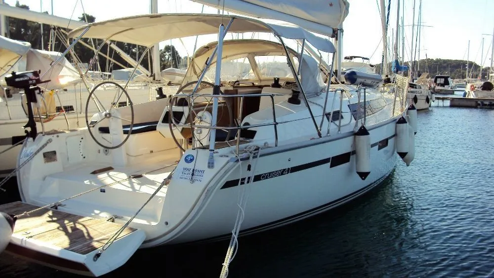 Dolce Charter Boat - 4