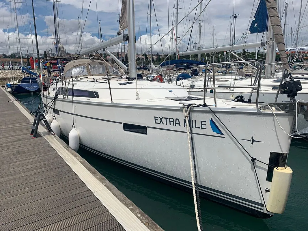 Extra Mile Mietboot