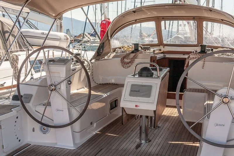 Чартер Ioli - 4